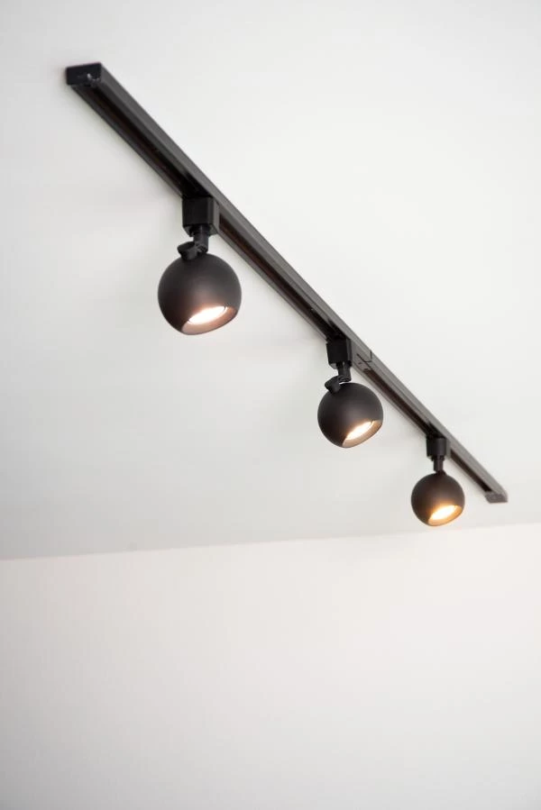 Lucide TRACK FAVORI Track spot - 1-circuit Track lighting system - 1xGU10 - Black (Extension) - ambiance 4